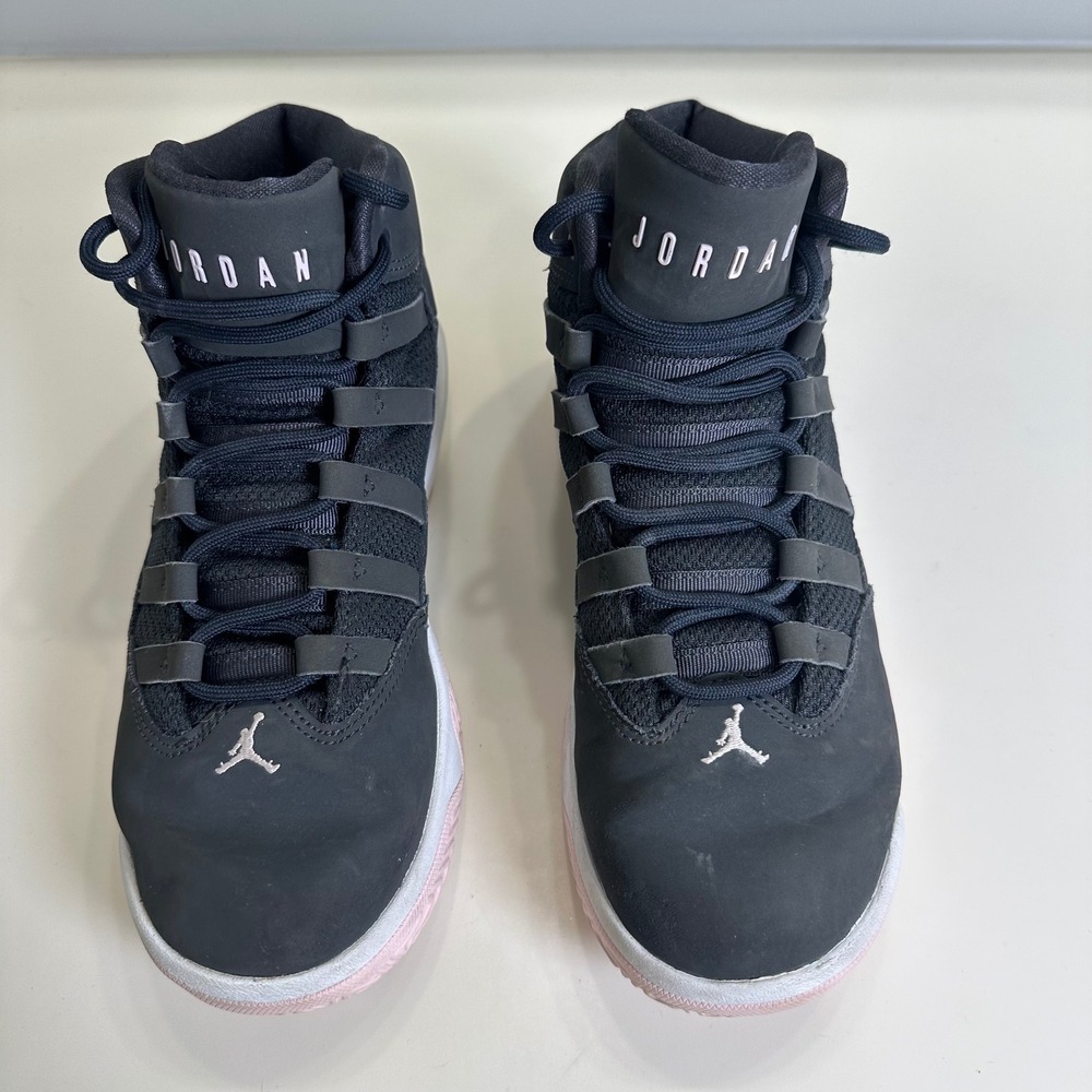 Jordan Max Aura Black Pink White Kids Youth Basketball Shoes 6Y AQ9249-060